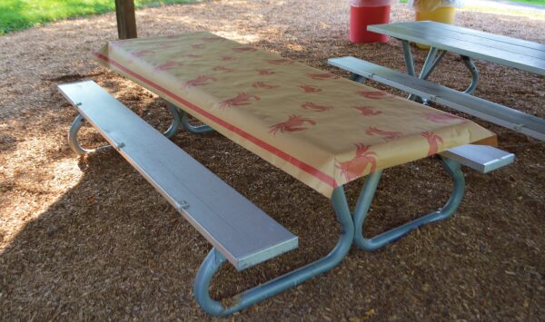 Crab print paper table cover (4 crab)